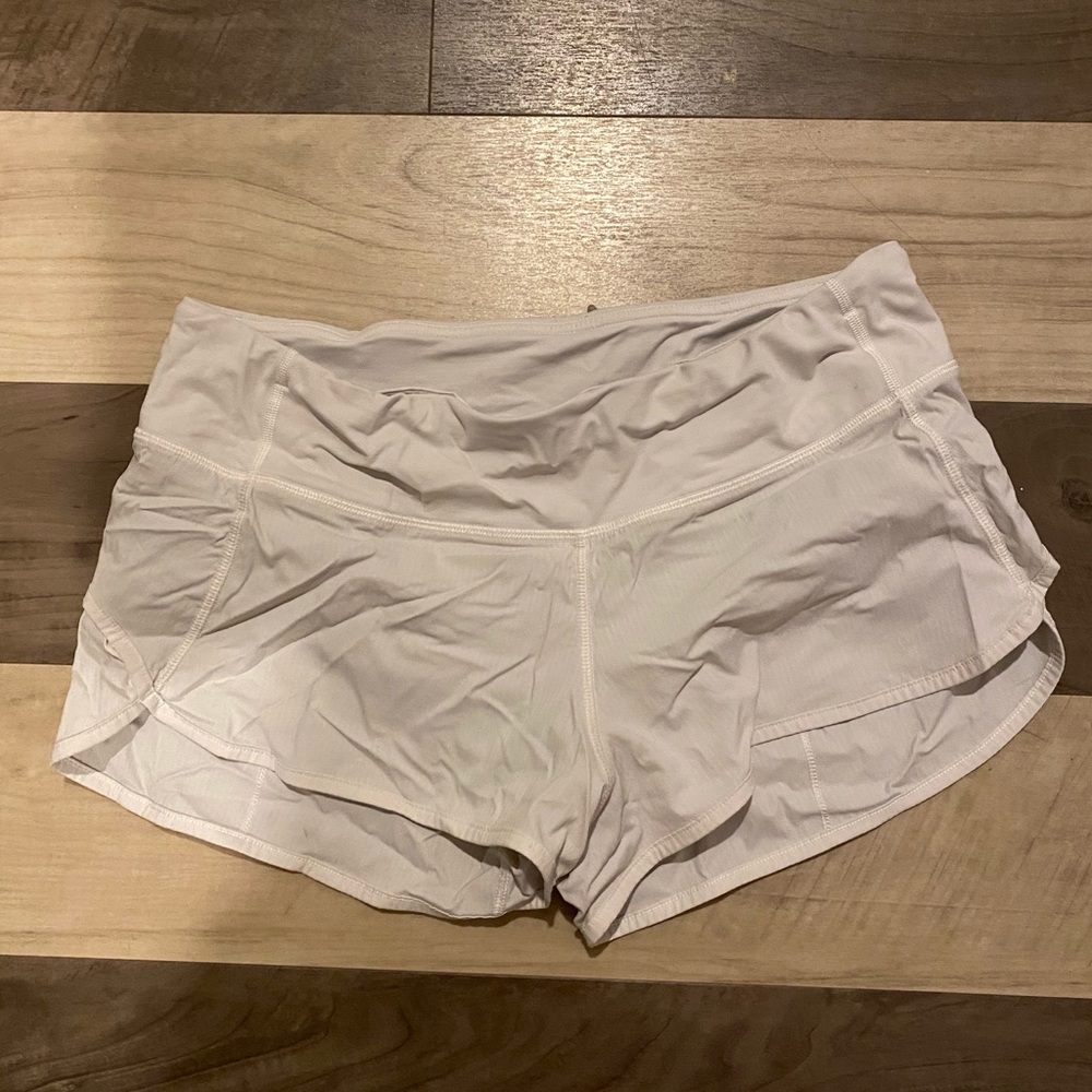 white lulu lemon shorts, size 6!